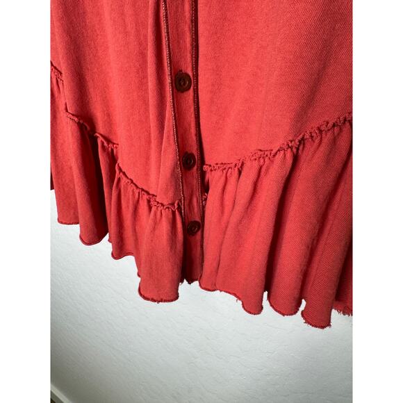 We The Free People Longsleeves button front top Ruffles Hem Raw Pink Femine - Picture 5 of 8